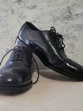 Size 10 Bostonian Black Captoe Mens Dress Shoes